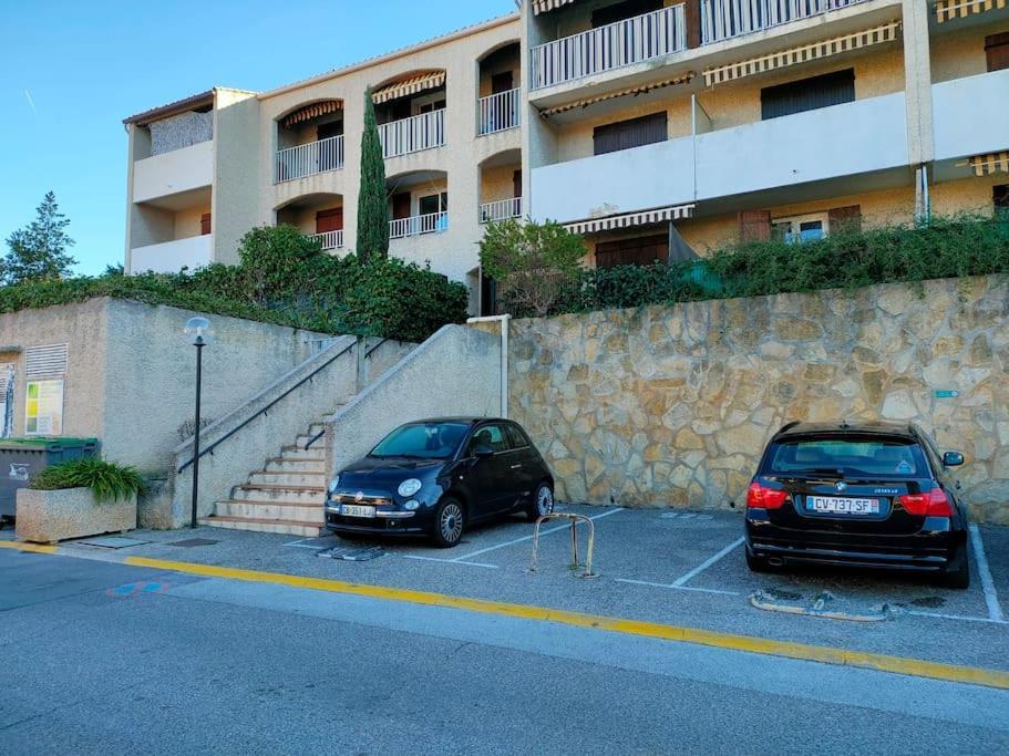 Brad'S House. Appartement Saint-Cyr-sur-Mer Buitenkant foto
